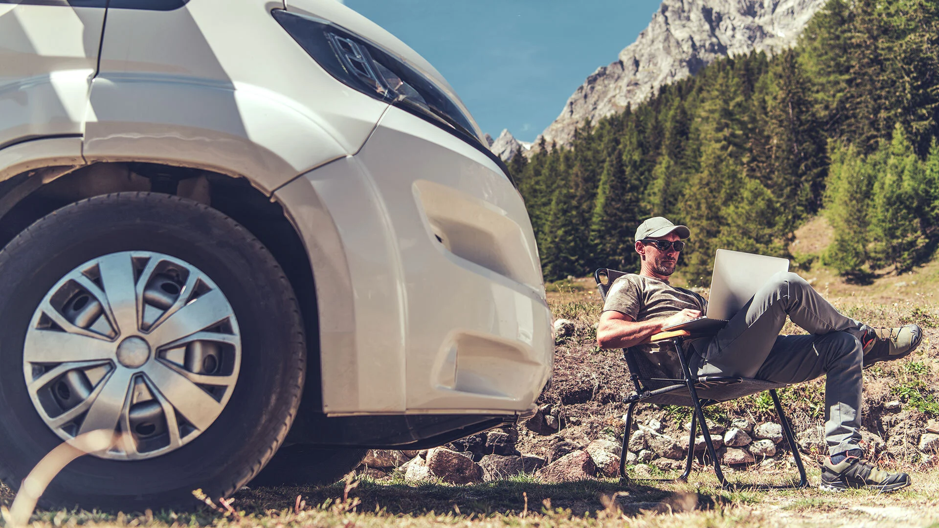 Working Nomads: The Ultimate 2026 Guide to the Future of Work and Life Without Borders